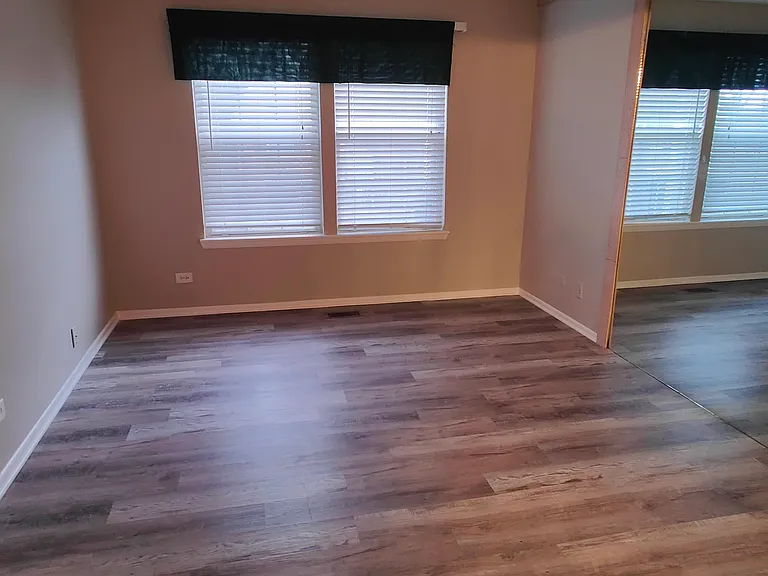 1831 Quaker Hollow Ln — Photo 5