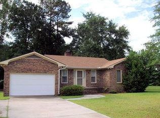 1525 Lakewood Dr, Manning, SC 29102