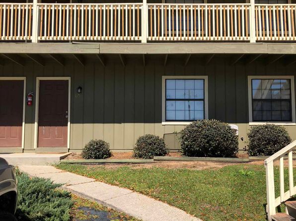 122 Captain Quarters Dr