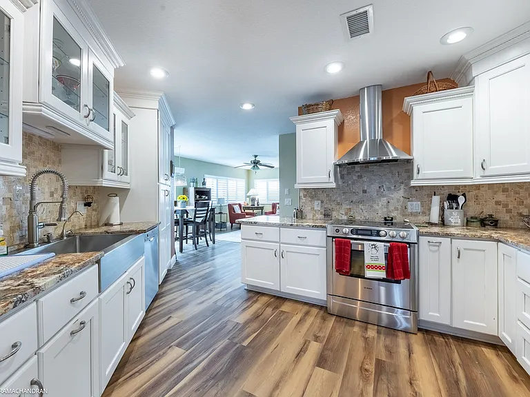 1801 Jamaica Way #331 — Photo 3