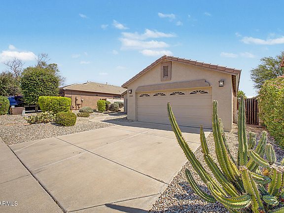 3rd image of 8965 E HILLVIEW Street