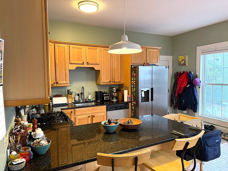 119 Brackett St #1F — Photo 7