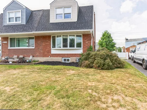 1312 Parklane Rd, Swarthmore, PA 19081