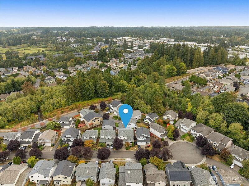 3rd image of 18631 10th Avenue SE