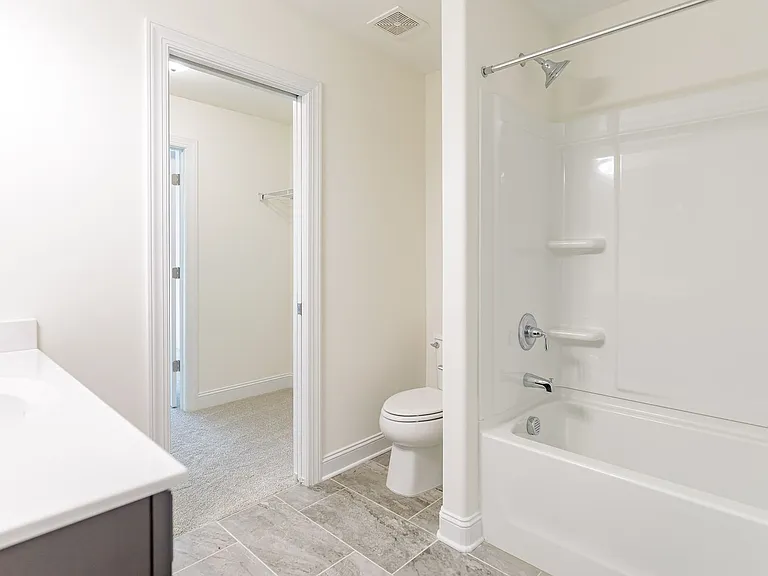 4331 Holstein Dr — Photo 13