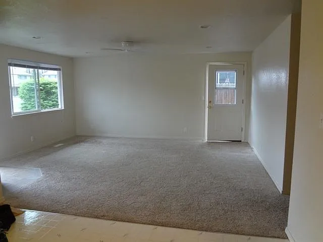 4351 W Rose Hill Ct — Photo 8