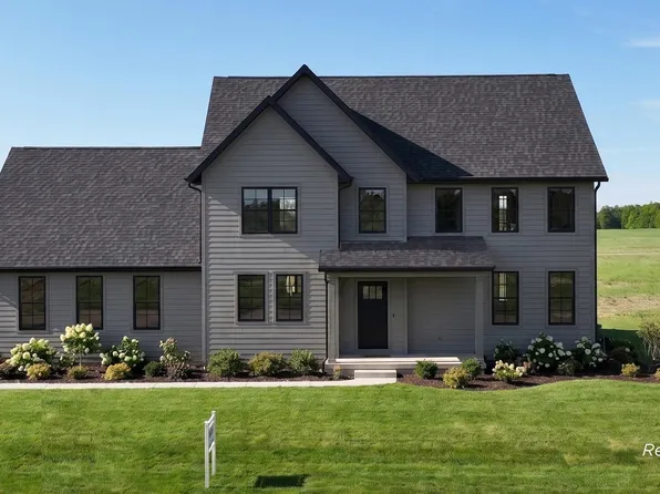 1255 Victoria Farms Dr, Traverse City, MI 49696