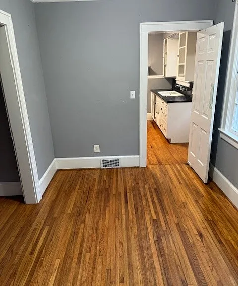 540 Grove Rd — Photo 14