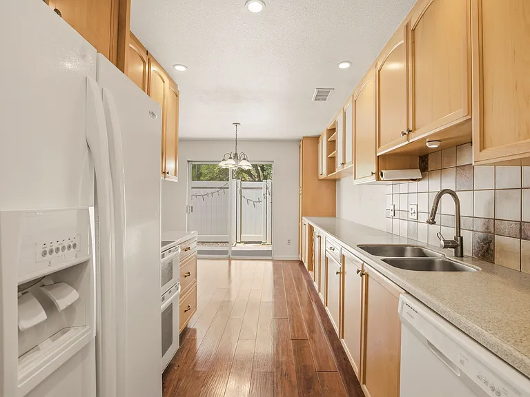 11315 Matinal Cir — Photo 12