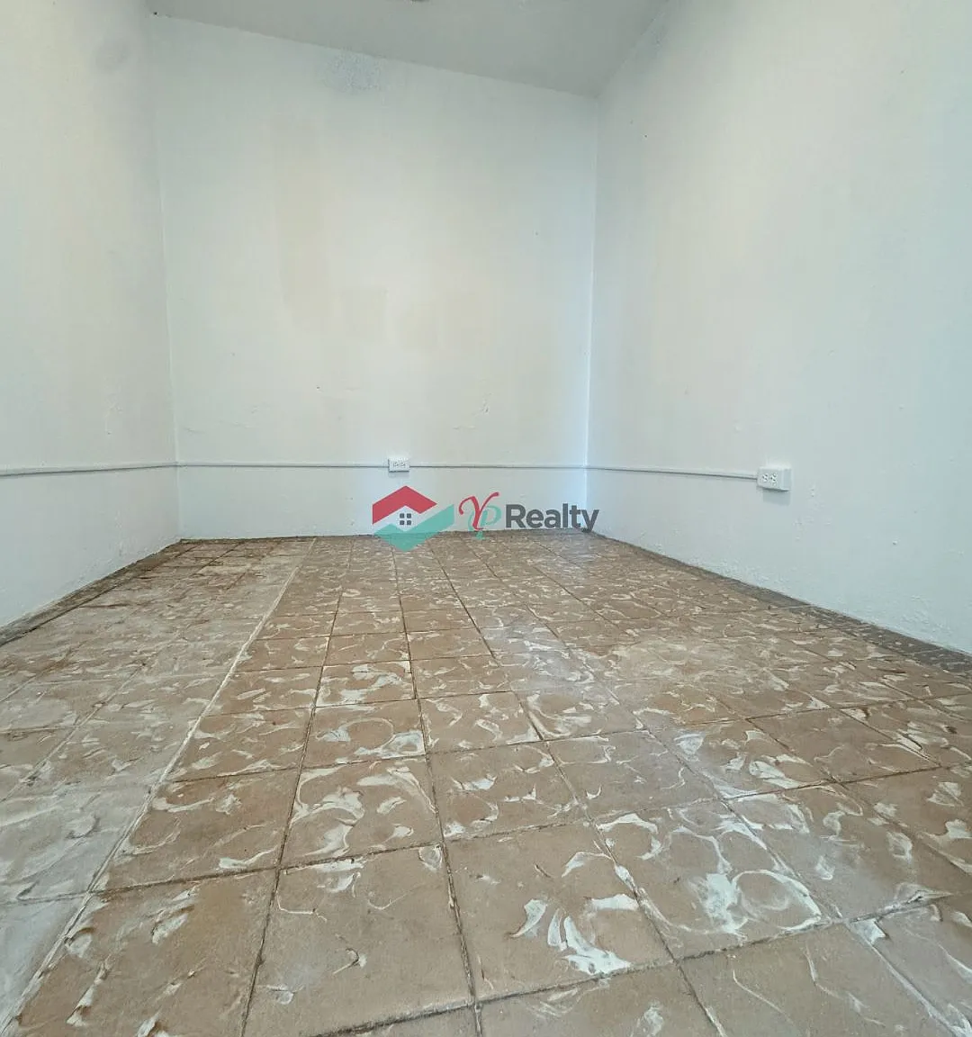 2 bed, 1.0 bath, $1,000 — Photo 4