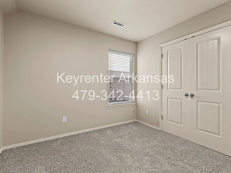 1481 Holland Dr — Photo 23