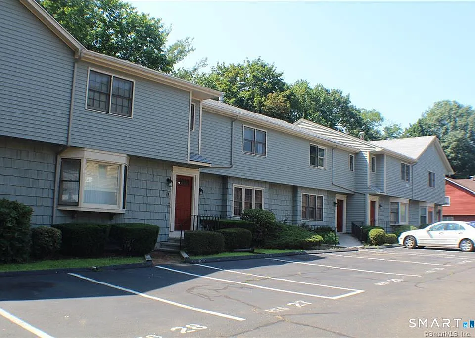 375 Glendale Ave #D2