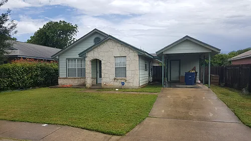 3223 Reforma Dr Photo 1