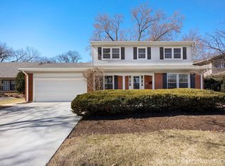 21 Pembroke Rd, Naperville, IL 60540