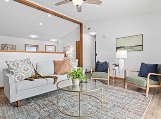 1016 W Ridge Ct, New Richmond, WI 54017