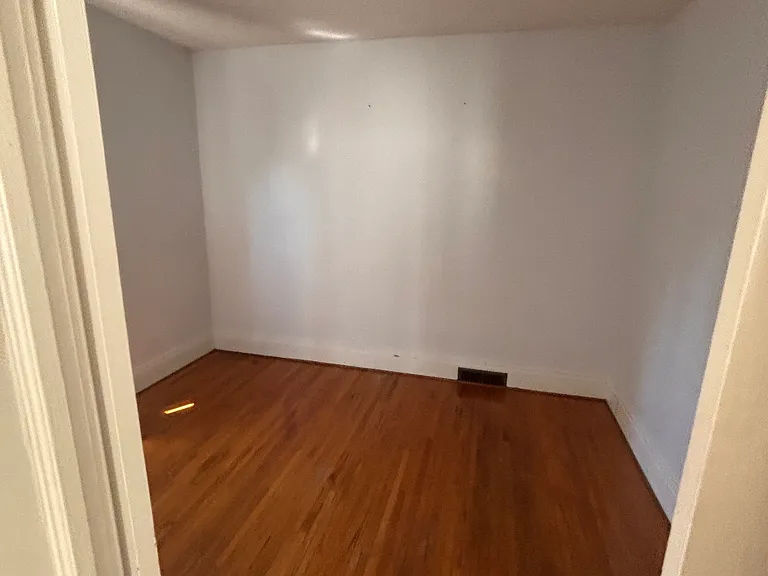 146 Stratford Rd #1 — Photo 7