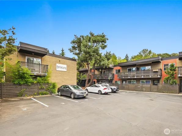 5220 42nd Avenue S #103, Seattle, WA 98118