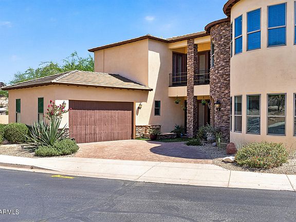 2nd image of 1343 E LUPINE Avenue