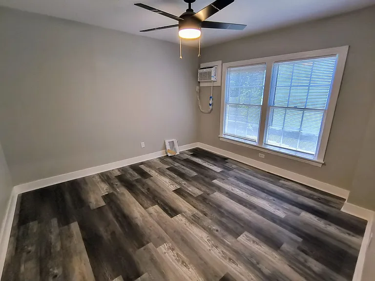 2304 Palmer Dr — Photo 19