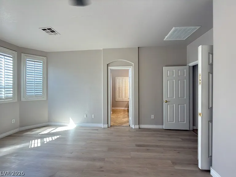 215 Animated Ct — Photo 16