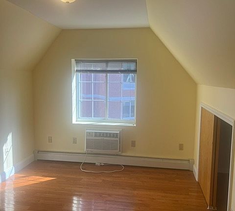 2nd image of 183-26 Booth Memorial Ave Floor 2