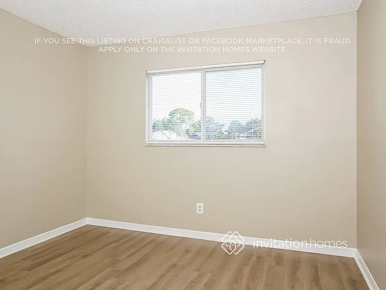 7115 Queen Palm Cir — Photo 13