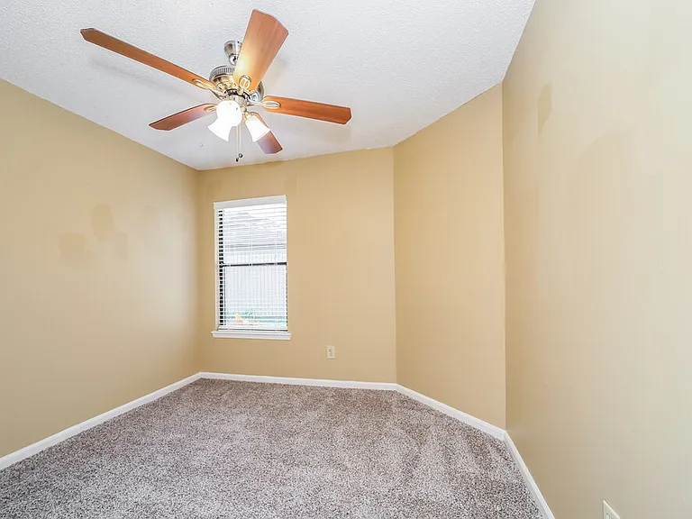 2244 Aspen Ridge Ct — Photo 13