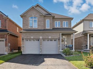 88 Roy Nichols Dr, Clarington, ON L1E 0H6