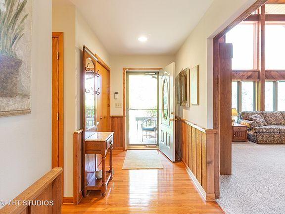 3rd image of 6516 Cote Dr