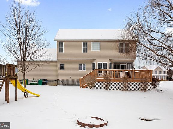 2nd image of 107 Branch Ct