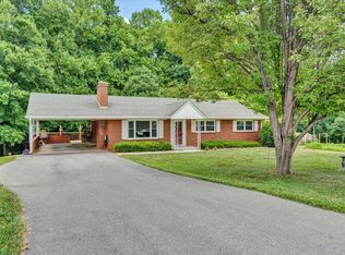 100 Cornell Rd, Rocky Mount, VA 24151