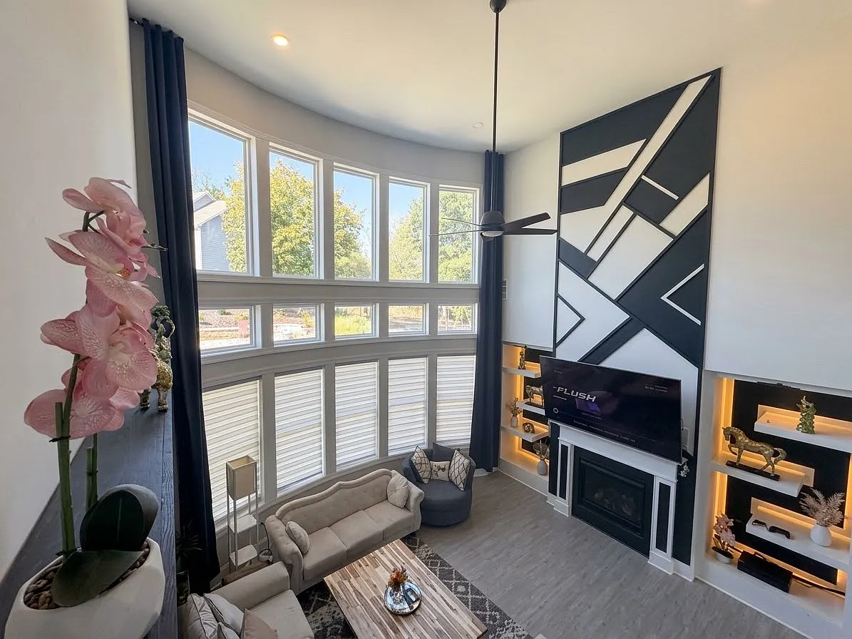 5 bed, 4000 sqft, $4,200 — Photo 4