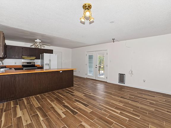 2nd image of 7846 S Pritchard Ave