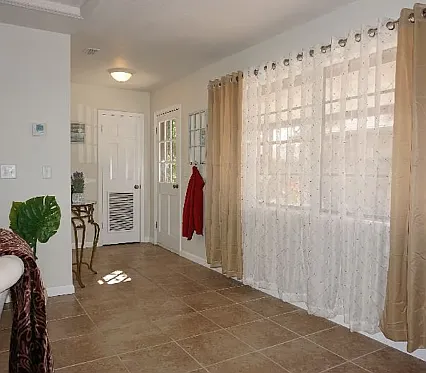 1 bed, 1.0 bath, $1,850 — Photo 2