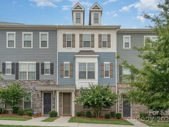 1018 Bexton St, Charlotte, NC 28273