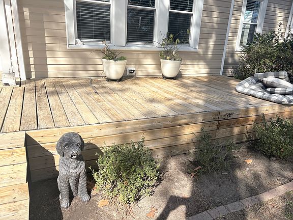 2nd image of 726 Oakland Ave