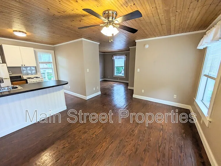 1705 N 17th Ave — Photo 7
