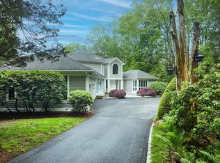 15 Arrowhead Way, Weston, CT 06883
