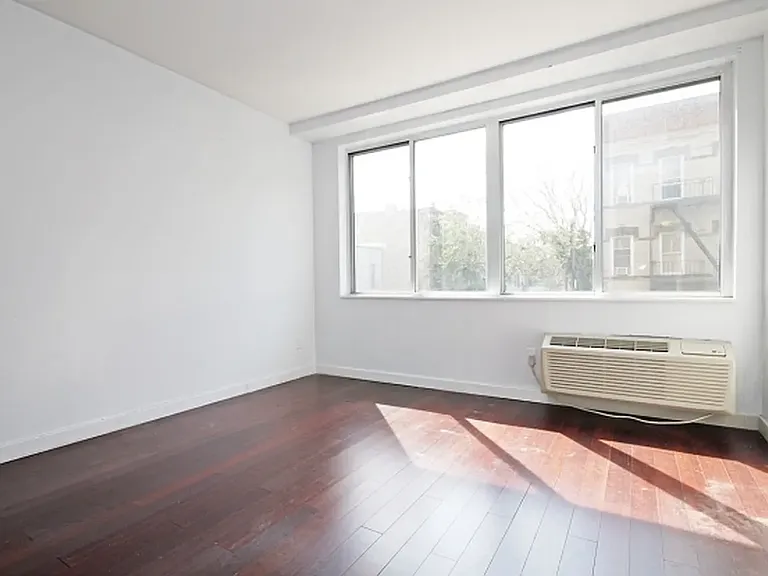 286 Stanhope St #5B — Photo 5