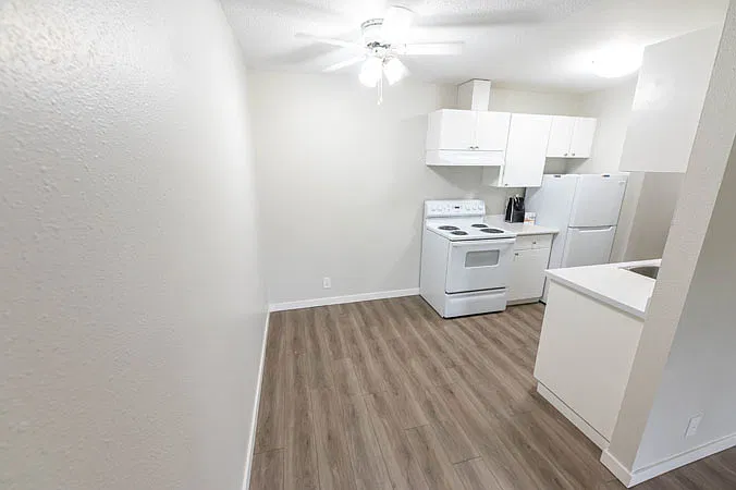 Midtowne Apartments — Photo 4