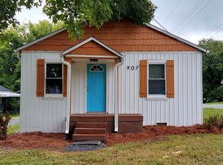 907 Old Thomasville Rd, High Point, NC 27260