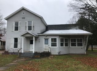 419 S Main St, Evart, MI 49631