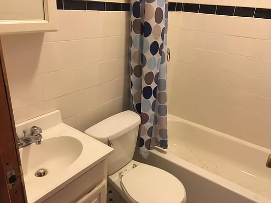 Rented by Premier Metro Realty Corp | media 24