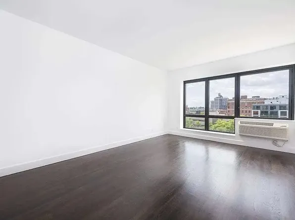 1125 45th Ave APT 3G, Long Island City, NY 11101