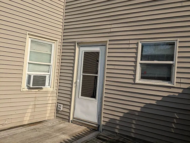 13 Lock St #B — Photo 9