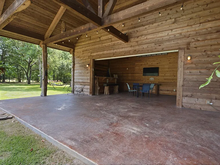 223 Pin Oak Ln — Photo 38