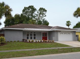 2130 W Greenhollow Dr, Palm Harbor, FL 34683