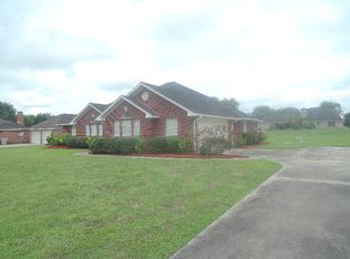 225 Park Ln, Victoria, TX 77904