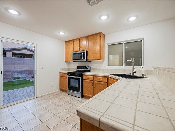 2nd image of 445 Royal Bridge Dr