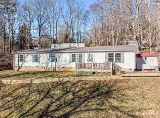 129 Ridgedale Rd, Candler, NC 28715
